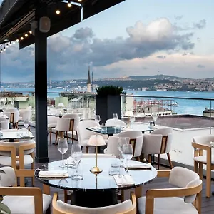 Loop Bosphorus מלון